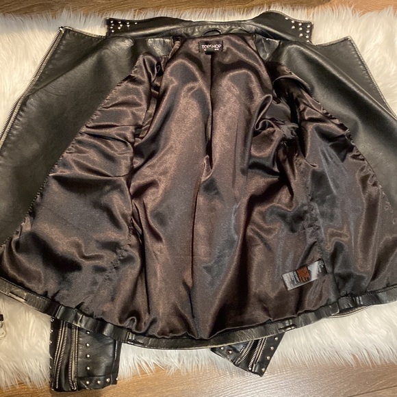 🌟 TOPSHOP Faux Leather Jacket - Picture 8 of 11